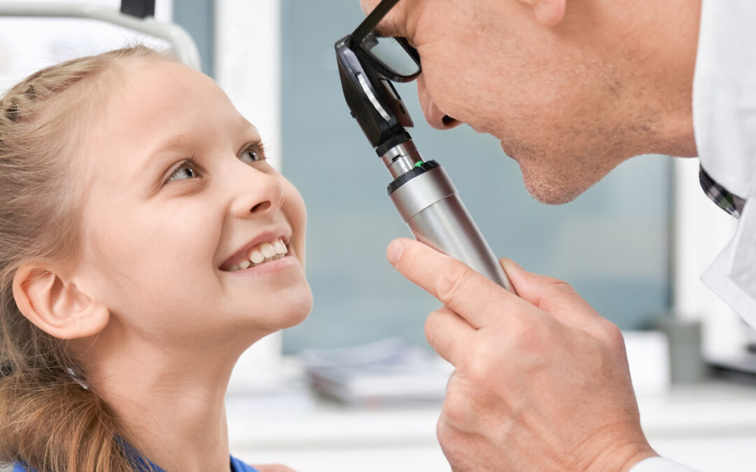 Parent question: What is the difference between an ophthalmologist and an optometrist?