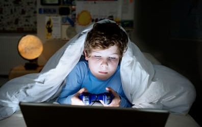 PARENT QUESTION: What is the connection between screen time and eye health?